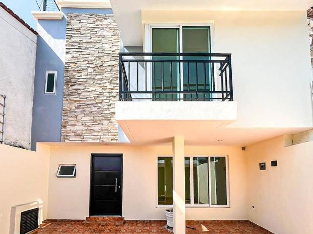 Casa en renta Las Alamedas, Santa Ana Tepetitlán, Zapopan, Región Centro, Jalisco, 45078, México