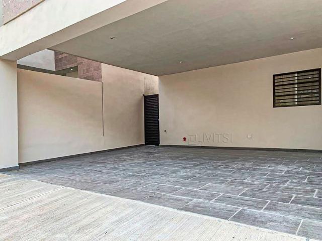 Casa en renta Las Cumbres, García, Nuevo León, México