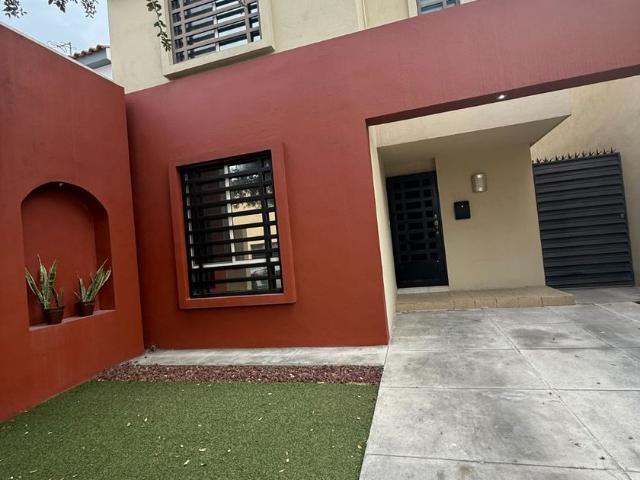 Casa en renta Las Lomas Sector Bosques, Villas Del Poniente, Nuevo León, México
