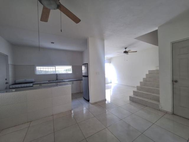 Casa en renta Libélulas Residencial, Calle 51, Real Montejo, Mérida, Yucatán, México