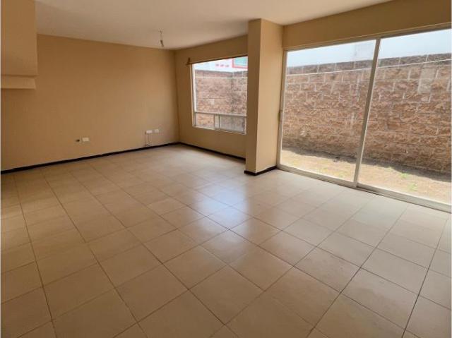 CASA EN RENTA LOMAS CRUZ DEL SUR