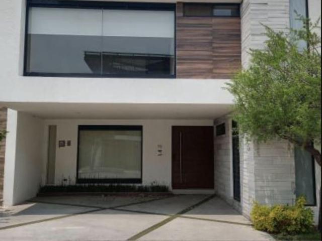 Casa en renta Lomas De Angelópolis, San Bernardino Tlaxcalancingo, Puebla, México