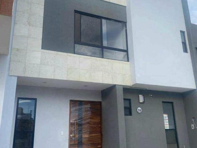 Casa en renta lomas de Angelopolis