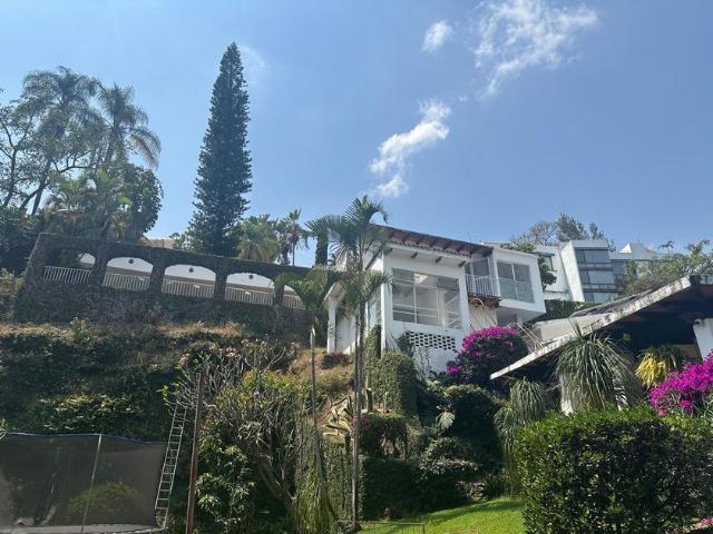 Casa en renta Lomas De Coyuca, Cuernavaca, Morelos, México