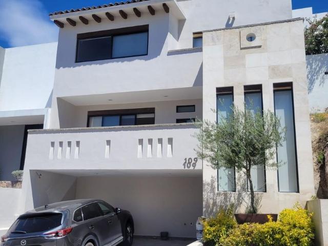 Casa en renta Lomas De Punta Del Este, Fracc Res Lomas Punta Del Este, León, Guanajuato, 37296, Mex