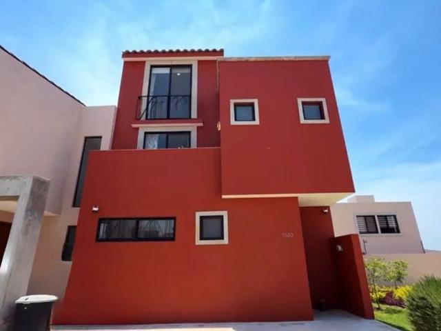 Casa en renta Lomas De San Agustín, San Agustín, Tlajomulco De Zúñiga, Región Centro, Jalisco, 45645, México