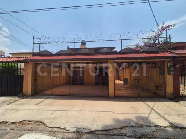Casa en renta Lomas De Valle Dorado, Tlalnepantla De Baz