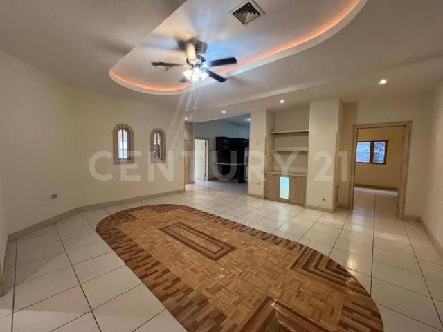 Casa en Renta Lomas del Valle ll Chihuahua, Chihuahua
