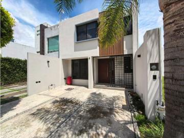 Casa en renta Lomas Del Valle, Puebla, Municipio De Puebla