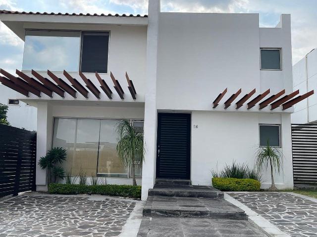casa en renta lomas del molino i