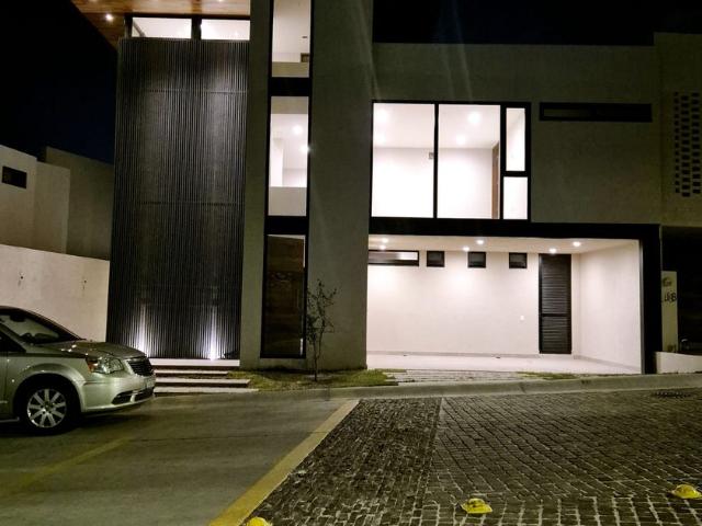 Casa en renta Lomas Del Molino Iii, León, Guanajuato, México