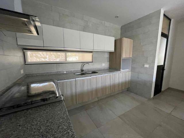 Casa en renta Lomas Del Pedregal, Avenida Sierra Vista, San Luis Potosí, México
