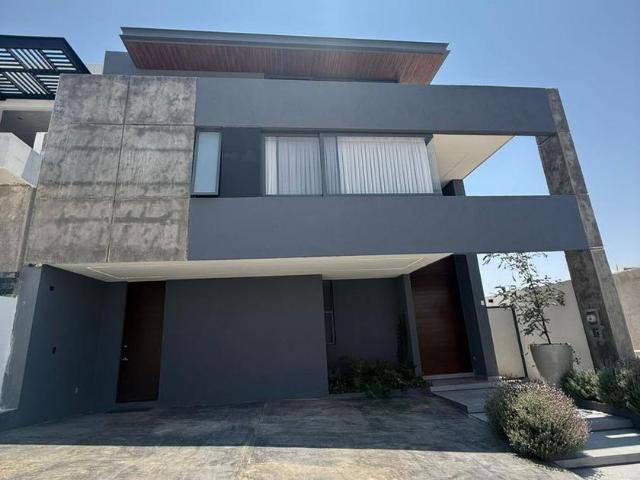 Casa en renta Lomas Punta Del Este, León