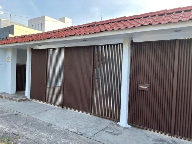 Casa en renta Lomas Verdes, Naucalpan De Juárez, Estado De México, México
