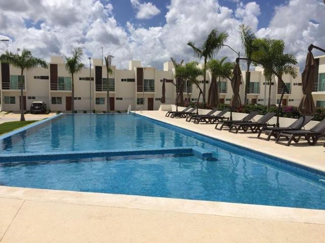 Casa en renta Long Island, Avenida Huayacán Sm 56, Cancún, Quintana Roo, México