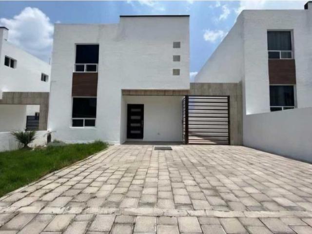 Casa en renta Puebla, Municipio De Puebla, Puebla, 72365, México