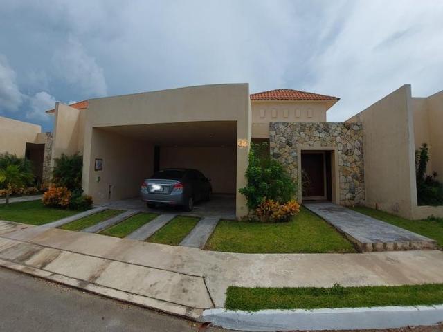 Casa en renta Pueblo Conkal, Conkal