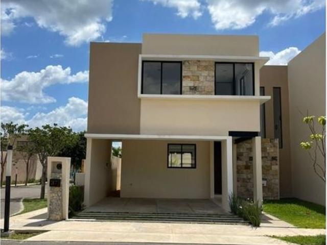 Casa en renta Pueblo Conkal, Conkal