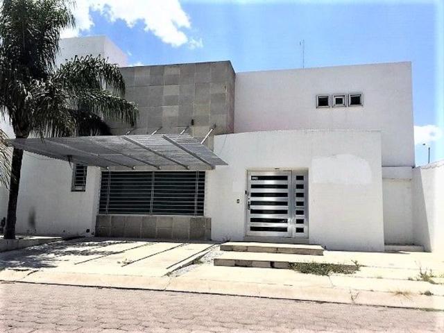 Casa en renta Pueblo Nuevo, Corregidora, Corregidora, Querétaro