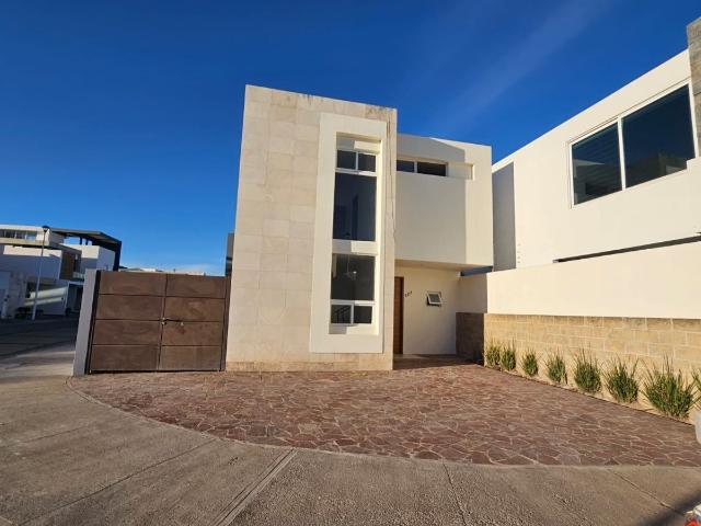 casa en renta, puerta de hierro, irapuato, guanajuato