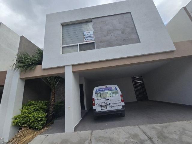 Casa en renta Puerta De Hierro, Monterrey, Nuevo León, 64346, México