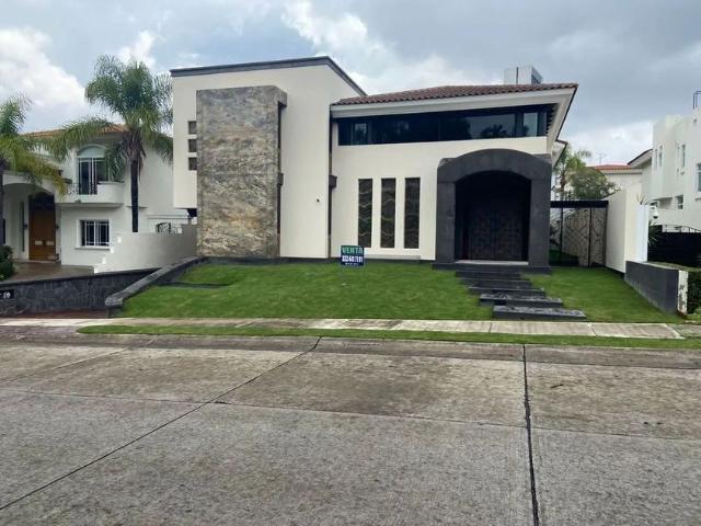 Casa en renta Puerta De Hierro, Zapopan, Zapopan, Jalisco