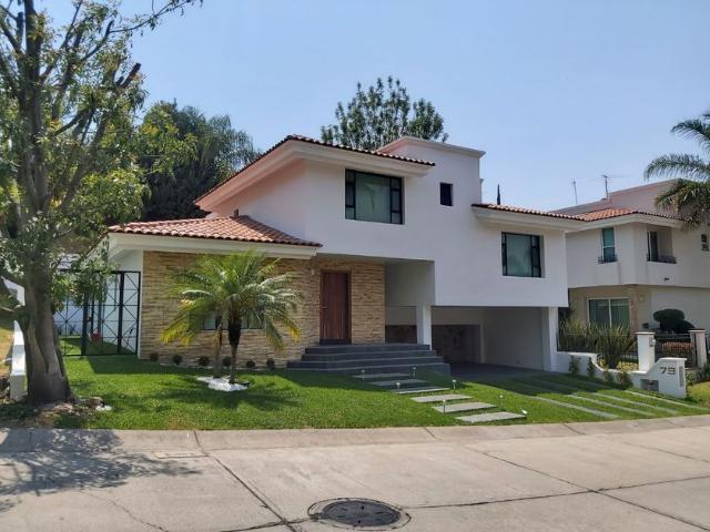 Casa en renta Puerta De Hierro, Zapopan, Jalisco, México