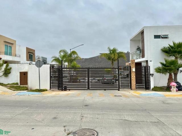 CASA EN RENTA, PUERTA DEL MAR, ENSENADA, B.C