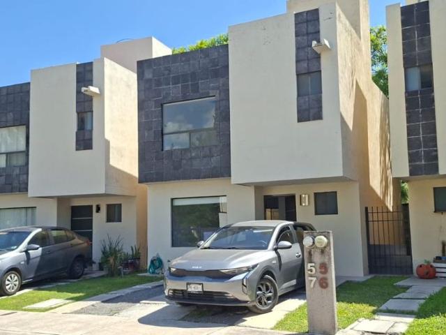 Casa en renta Paseo Natura 3, Av. Andres Henestrosa, Santiago De Querétaro, Querétaro, México