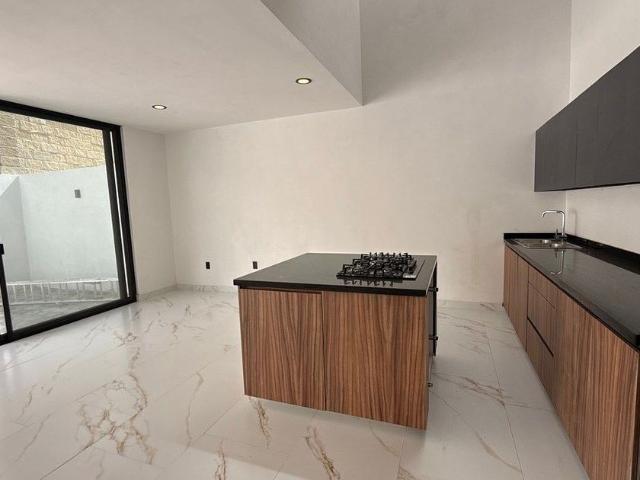 Casa en renta Paseo Centenario Del Ejército Mexicano, Colonia Santa Fe Libertadores, El Marqués, Querétaro, 76269, México