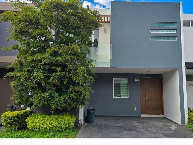 Casa en renta Paseo De La Estrella 1177, Paseo De La Estrella, Solares Residencial, Zapopan, Jalisco, México