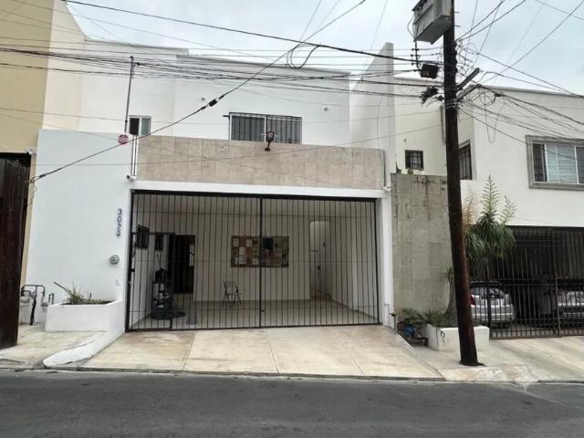 Casa en renta Paseo De Las Camelias, Del Paseo, Monterrey, Nuevo León, 64920, México