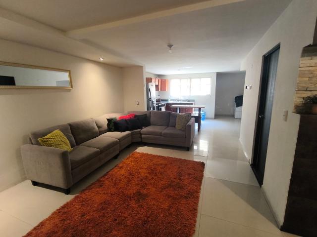 Casa en renta Paseo de las Palmas II
