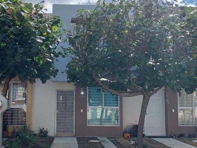 Casa en renta Paseo De Las Palomas, Los Manzanos, Tesistán, Zapopan, Región Centro, Jalisco, 45200, México