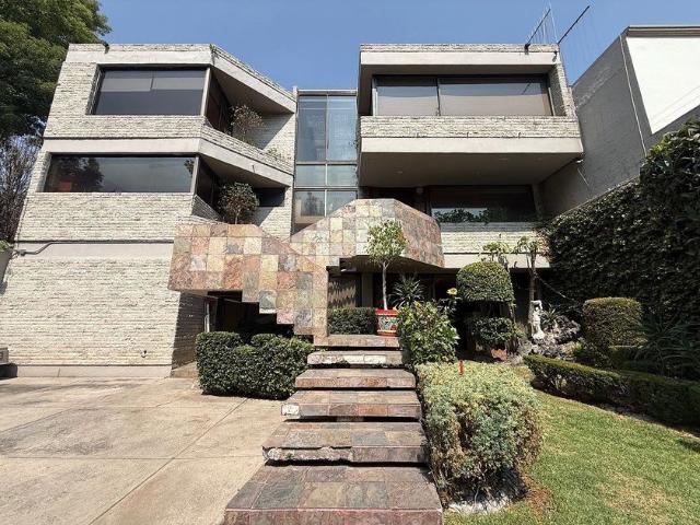 Casa en renta Paseo De Los Ahuehuetes N, Bosques De Las Lomas, Miguel Hidalgo, Ciudad De México, 11700, Mex