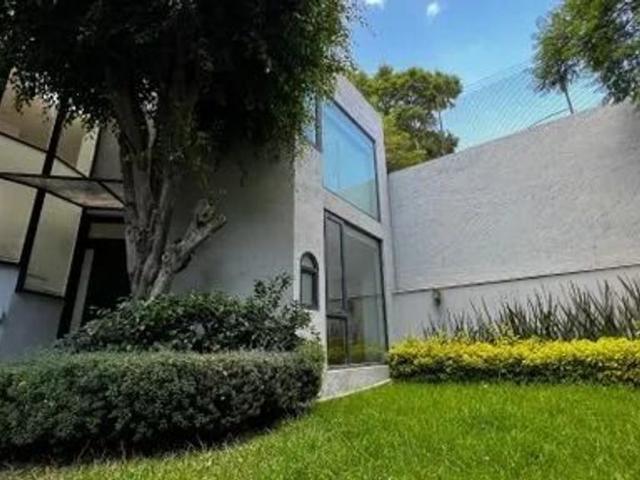 Casa en renta Avenida Paseo De Los Ahuehuetes Norte, Bosques De Las Lomas, Ciudad De México, Miguel Hidalgo, Ciudad De México, 11700, México