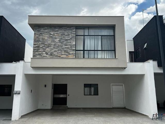 Casa en renta Paseo Del Campanario, Los Cavazos, Santiago, Nuevo León, 67315, Mex
