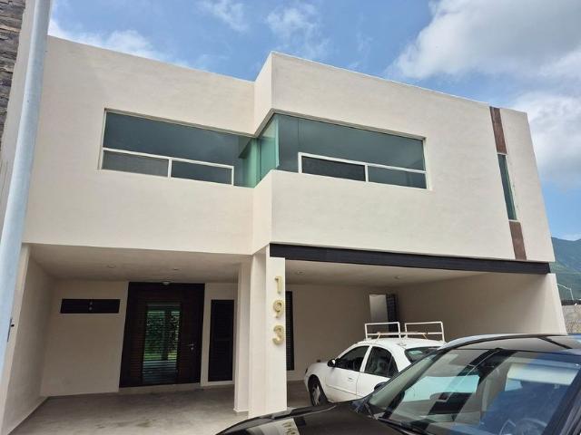 Casa en renta Paseo Del Oso, Amorada, Santiago, Nuevo León, 67300, Mex