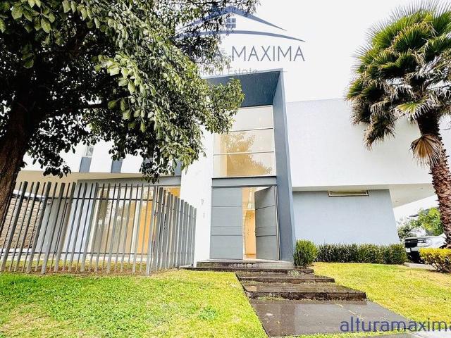 Casa en renta Paseo Solares, Valeira, Zapopan, Jalisco, 45019, Mex