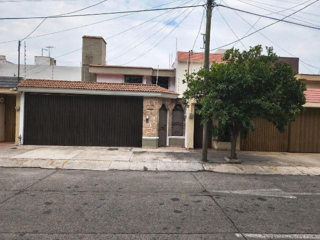 Casa en Renta para Oficinas Cerca de la UNIVA