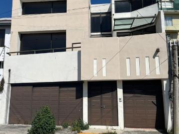 Casa en Renta para Oficinas en Lomas Altas, Toluca