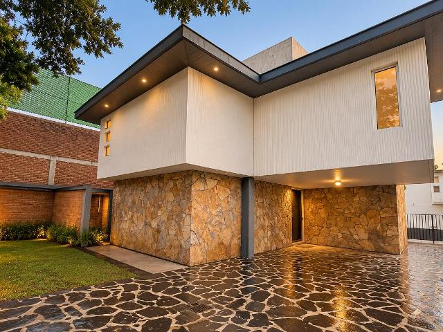 CASA EN RENTA PARA OFICINAS EN TOLUCA