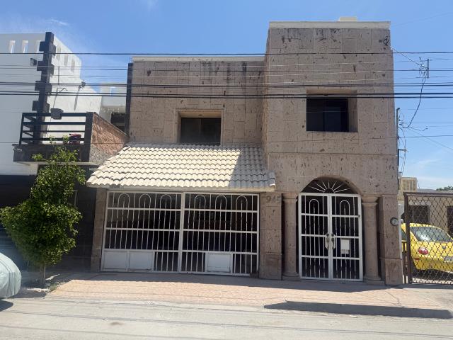 Casa en Renta para oficinas o consultorios en Col Roma Trc