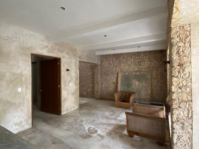Casa en renta para local o restaurante, a una cuadra del corredor gastronómico