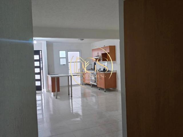 CASA EN RENTA PARQUE VERDE CELAYA