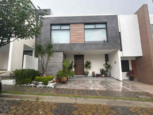 Casa en renta Parque Aguascalientes, Lomas De Angelópolis, Puebla, México