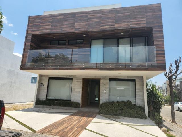 Casa en renta Parque Nuevo León, Lomas De Angelópolis, Puebla, México