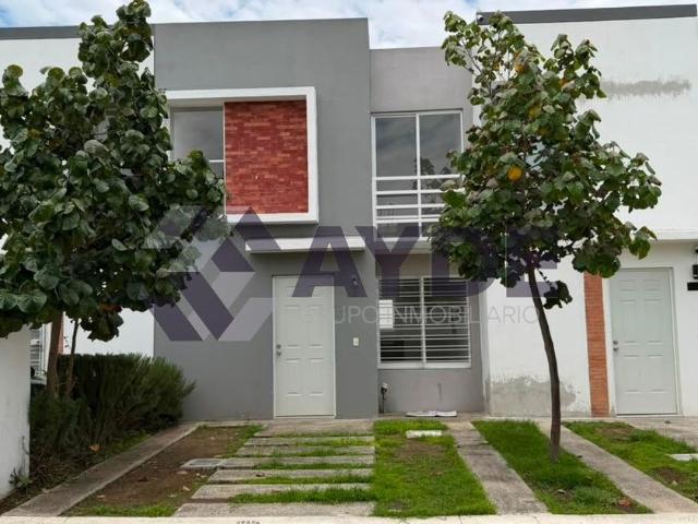 Casa en renta Parques Tesistán, C. Amapola 1311, Parques De Tesistán, La Magdalena, 45200 Zapopan, Jal México
