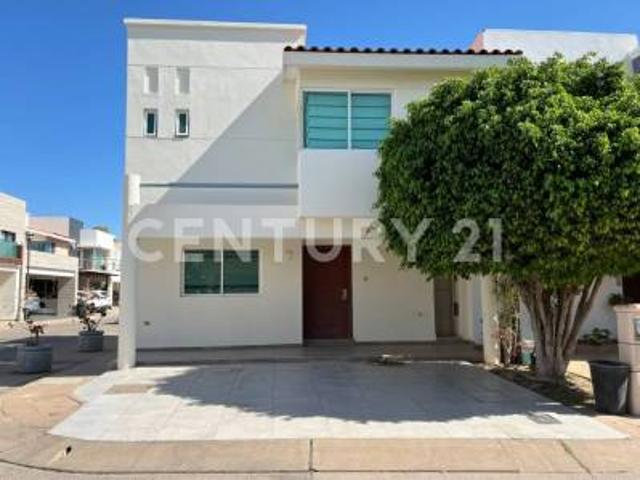 CASA EN RENTA PATIOS 1 CULIACAN SINALOA