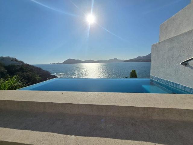 Casa en renta Pelícanos, Península De Santiago, Manzanillo, Colima, 28867, Mex